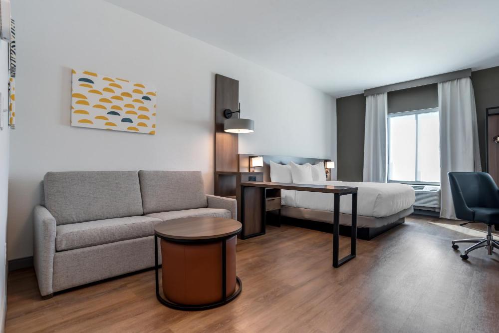 One Room Suite with Sofa bed - Disability Access/Non Smoking interior
